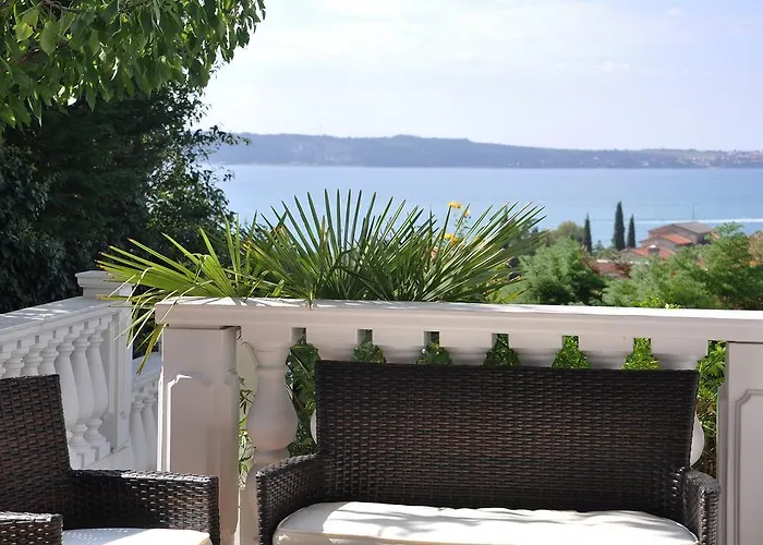 アパート Ananina